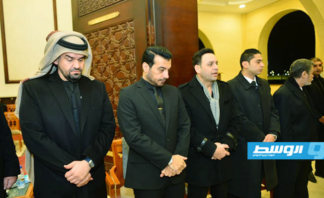 بالصور: نجوم الفن والرياضة في عزاء والد إيهاب توفيق