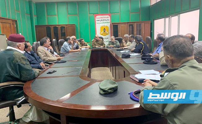 بورقعة يبحث مع مسؤولي الجهات الأمنية في طبرق تأمين منطقة البطنان