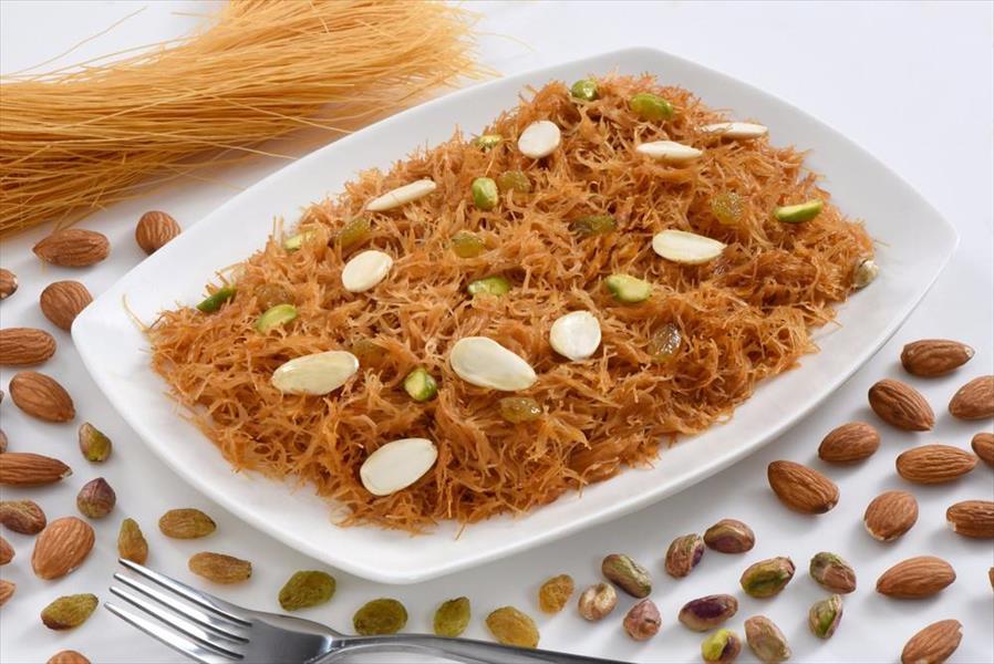 شعرية بالمكسرات واللحم