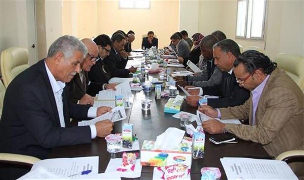 «صحة الموقتة» تناقش استراتيجية القطاع خلال العام 2018