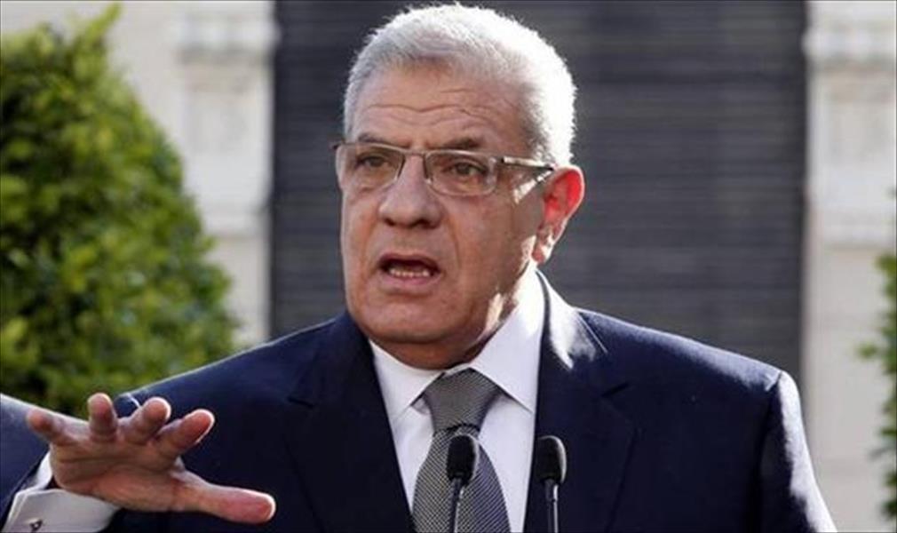 محلب يبحث مشاركة مصر في إعادة الإعمار بالعراق