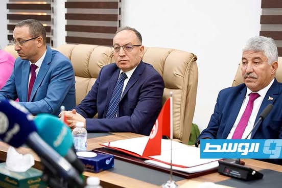 وزير التشغيل التونسي يدعو إلى دفع العمل المشترك بمجالات تنقل اليد العاملة