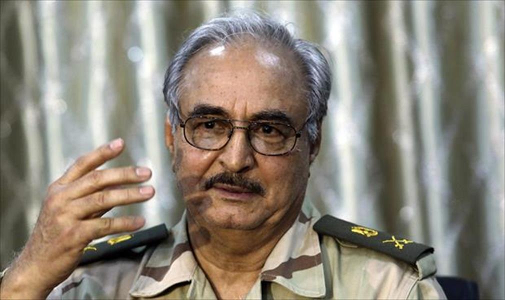 حفتر لـ«الأهرام»: عملية الكرامة مستمرة.. والناتو سبب مصائب ليبيا