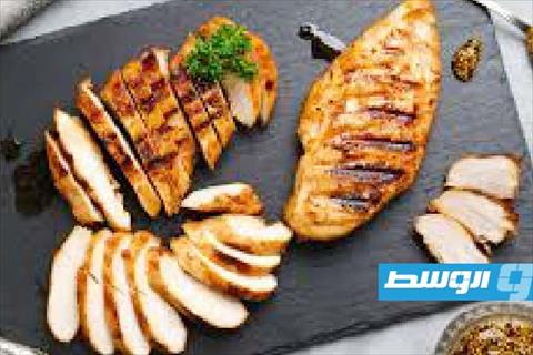 صدور دجاج بالبابريكا والثوم