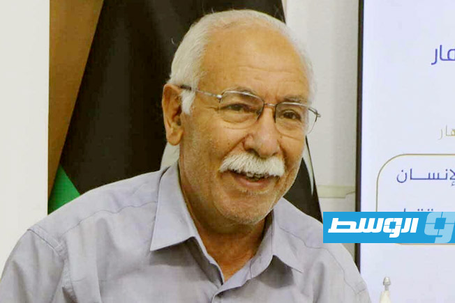 الكاتب والمسرحي عبدالعزيز الزني يعود بنورس المكفوفين