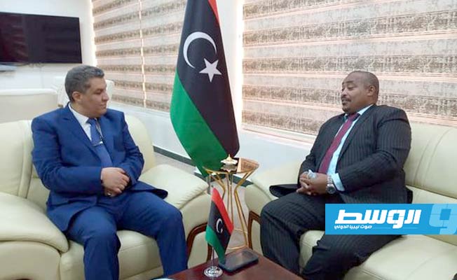 وزير التعليم يستقبل القائم بالأعمال السوداني