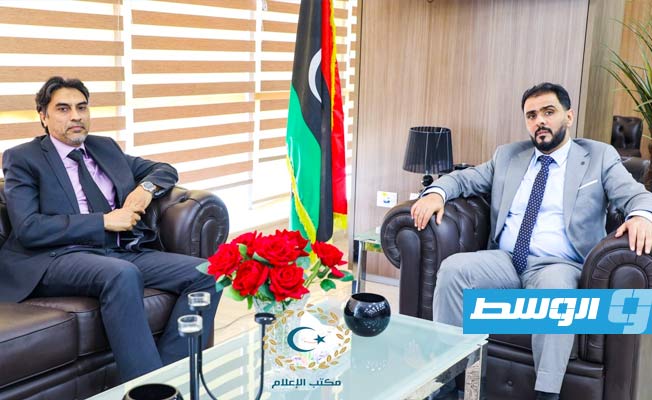 حماد والبرعصي يناقشان مساعي توحيد المصرف المركزي وتوفير السيولة وتسهيل المقاصة