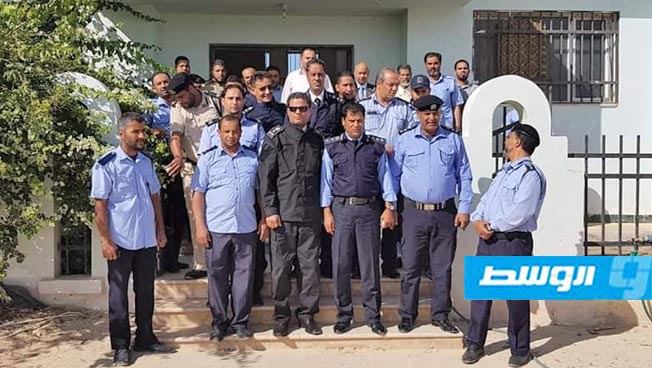 رئيس الشرطة الزراعية بالمنطقة الشرقية يتفقد مقرات الجهاز بأجدابيا وإنتلات البيضان