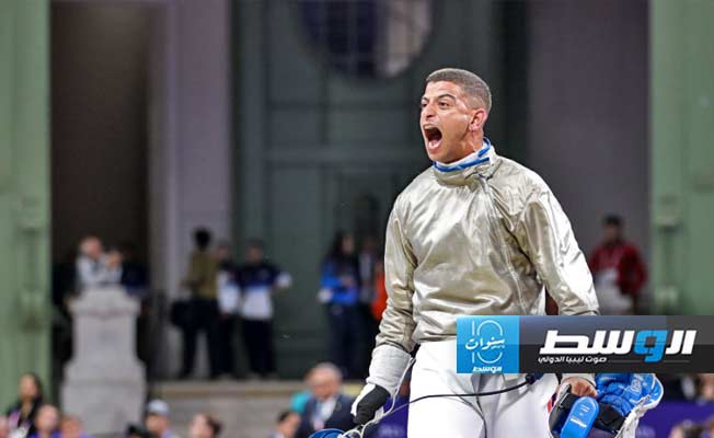 أولمبياد باريس: التونسي فرجاني يمنح العرب أول ميدالية بإحرازه فضية الحسام