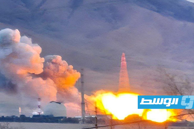 غارات أميركية وإسرائيلية تستهدف مصنعا لليورانيوم ومفاعلا وسط إيران