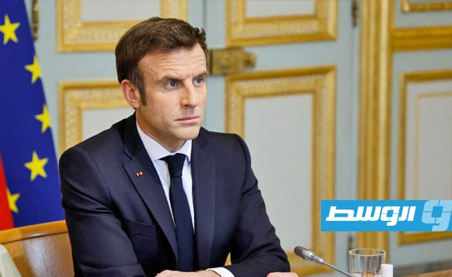 ماكرون يشيد بمعركة الإيرانية مهسا أميني ويعتبرها «شهيدة»