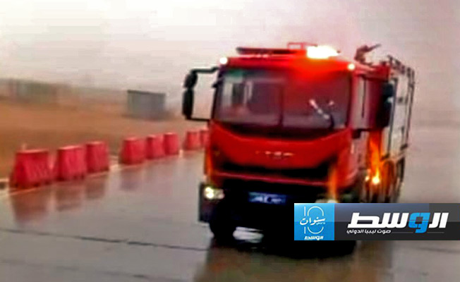 إخلاء منازل وإخراج عالقين جراء السيول في تهالة