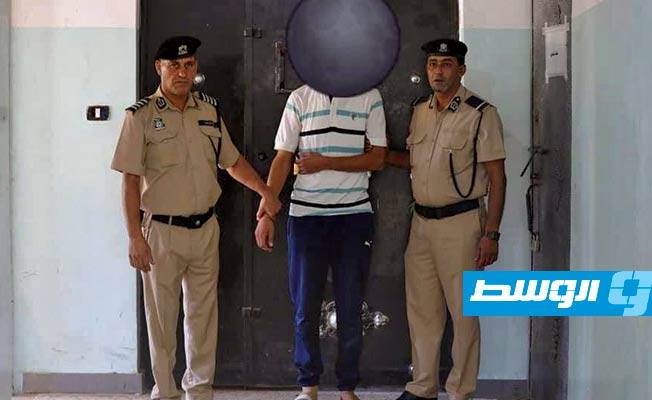 «أمن طرابلس»: رجل في حالة سكر يقتل مؤذنا.. وعصابة تغتصب سيدة بعد خطفها من زوجها