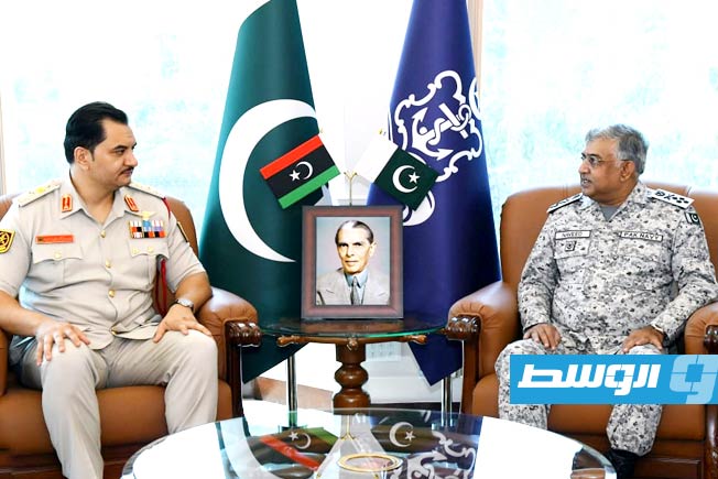 محادثات لصدام حفتر ورئيس أركان «البحرية الباكستانية» بإسلام أباد