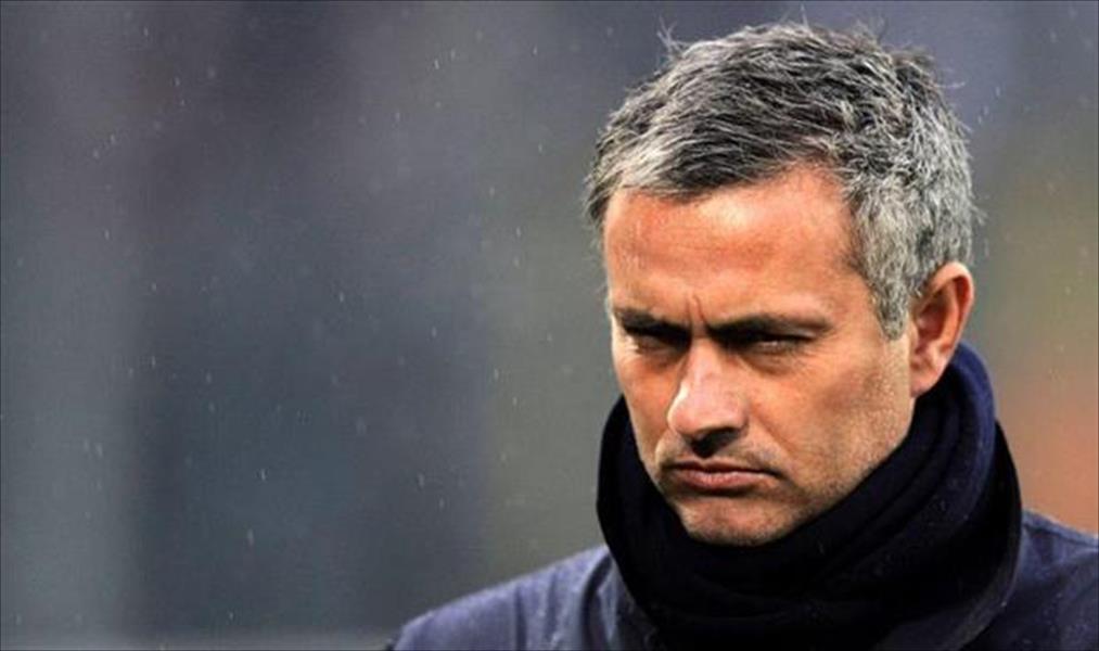 مورينهو يعرض نفسه على تدريب منتخب إنجلترا