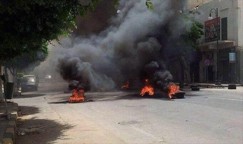 إغلاق شارع عمر المختار بطرابلس احتجاجاً على خطف إمام مسجد