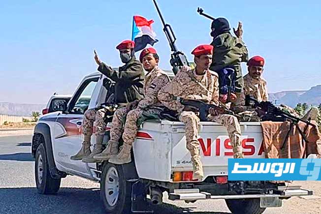 غارات على مطار وقاعدة عسكرية في سيئون اليمنية