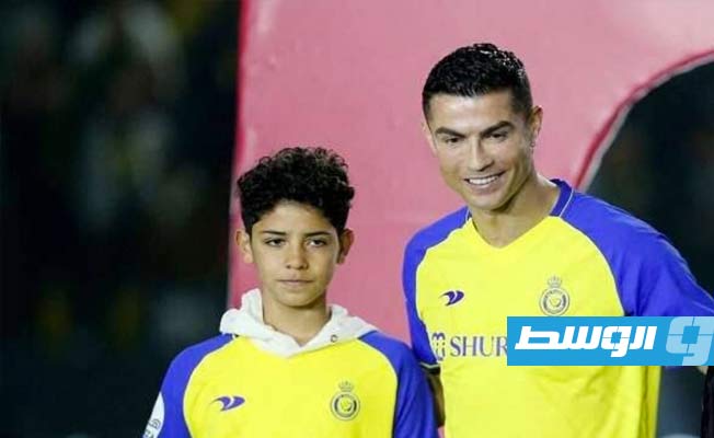 النصر السعودي يضم جونيور نجل رونالدو لفريق البراعم