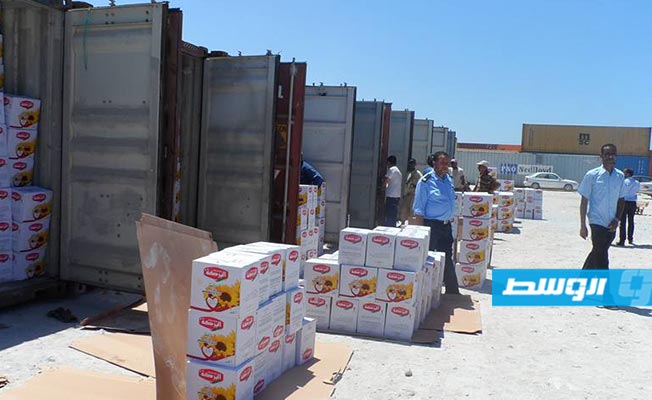 وصول 40 حاوية زيت طهي إلى ميناء بنغازي