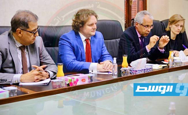 اجتماع بين السفير الفرنسي والمجلس البلدي مصراتة