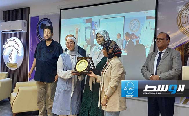 وزارة الثقافة تكرم اللبلاب وتمنح اعموم وسام «شاعرة ليبيا»