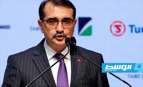 وزير الطاقة التركي يعلن عن قرب استكمال إنشاء محطة كهرباء قرب طرابلس
