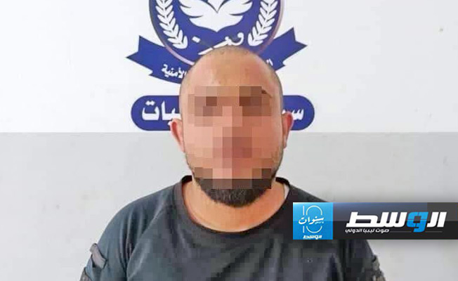 فصل فرد شرطة أطلق الرصاص وروَّع أسرة في تاجوراء