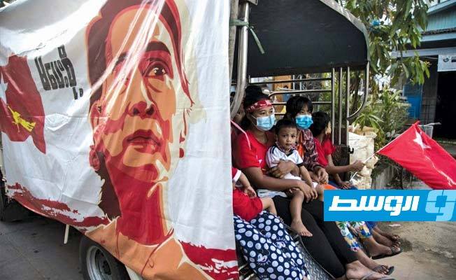 سفارات غربية تحض الجيش في بورما على «عدم استخدام العنف»