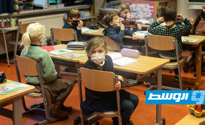 كيف تؤثر الكمامات على التواصل لدى الأطفال؟
