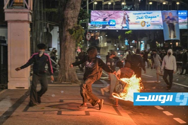 اعتقال العشرات خلال احتجاجات ضد سياسة الرئيس الإندونيسي