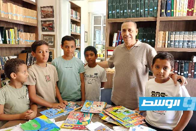 حكايات من مكتبة كامل المقهور: حين يتحوّل الحوار إلى أجنحة للأمل