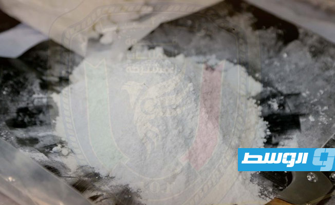 ضبط أكثر من 50 كيلوغراما من مخدر الكوكايين على شاطئ البحر شرق مصراتة