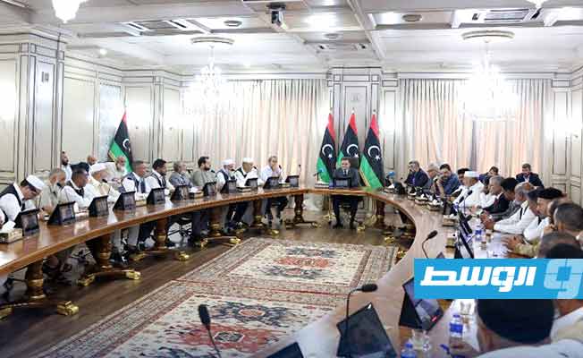 الدبيبة يتفق مع أعيان سوق الجمعة على إنهاء تداعيات الاشتباكات الأخيرة