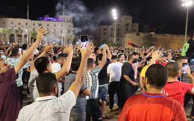 أفراح في مختلف المدن احتفالا بفوز المنتخب الوطني