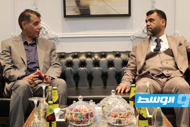 اجتماع القطراني والبيوضي لدعم قطاع الخيالة والمسرح والفنون