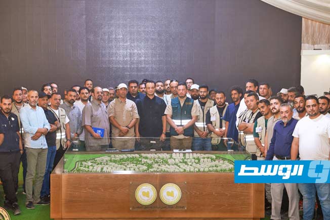 بلقاسم حفتر يطالب الشركات المنفذة لمشروع 2000 وحدة سكنية في درنة برفع وتيرة الانجاز