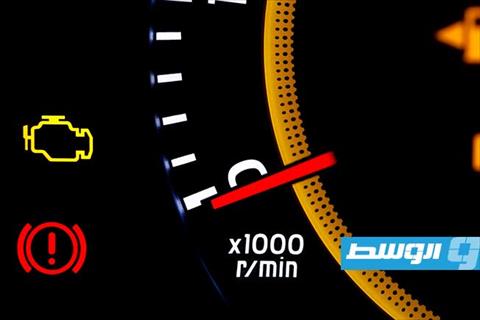 3 أسباب وراء إضاءة الفحص دون أعطال في سيارتك