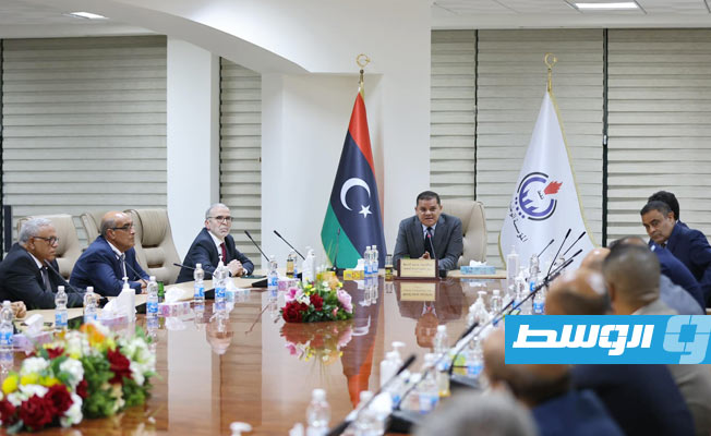 الدبيبة يتابع أوضاع حقل الشرارة ويتحدث عن مصفاة الجنوب
