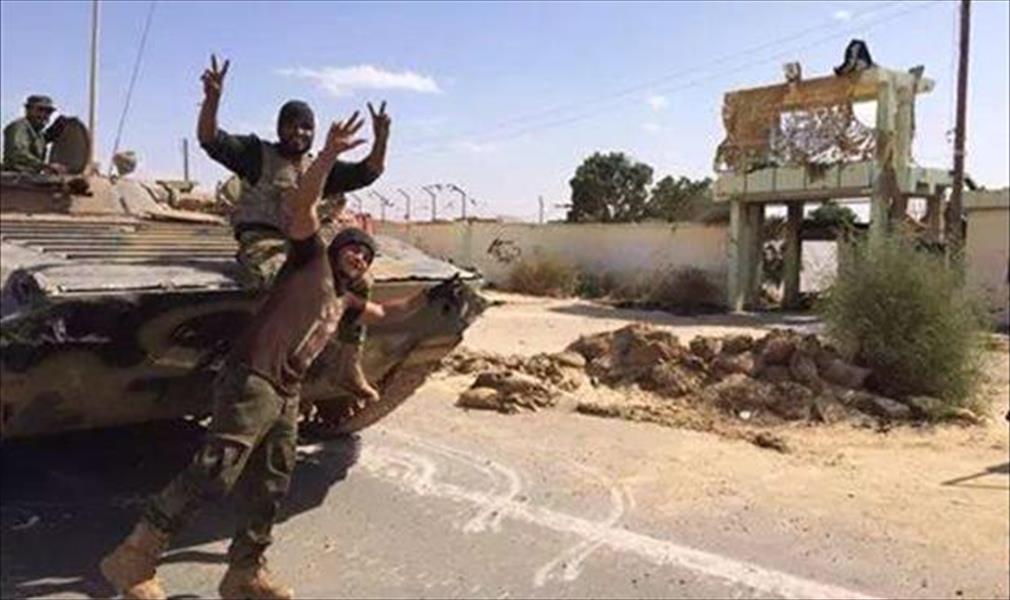 مصادر إعلامية: سقوط معسكر 17 فبراير في يد الجيش