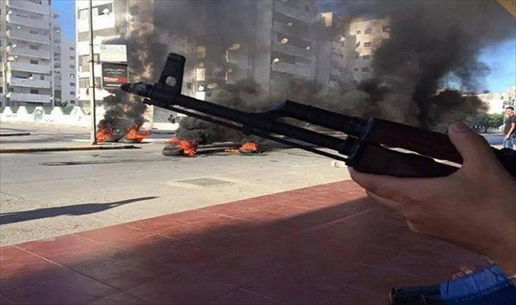 إطلاق رصاص وحرق إطارات في فشلوم بطرابلس