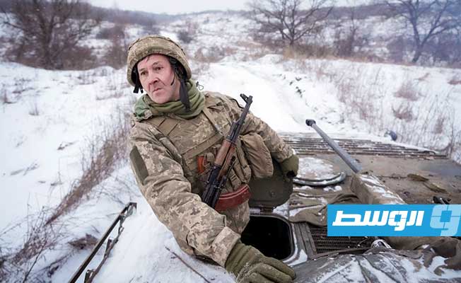أوكرانيا تدعو روسيا إلى سحب قواتها من الحدود والتحاور مع الدول الغربية