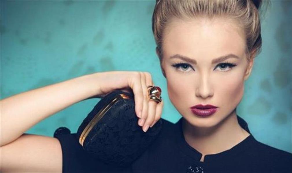 مكياج الستينات في 4 خطوات