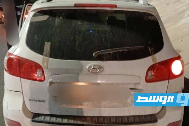 ضبط سيارة بلوحات ووثائق مزورة في طرابلس