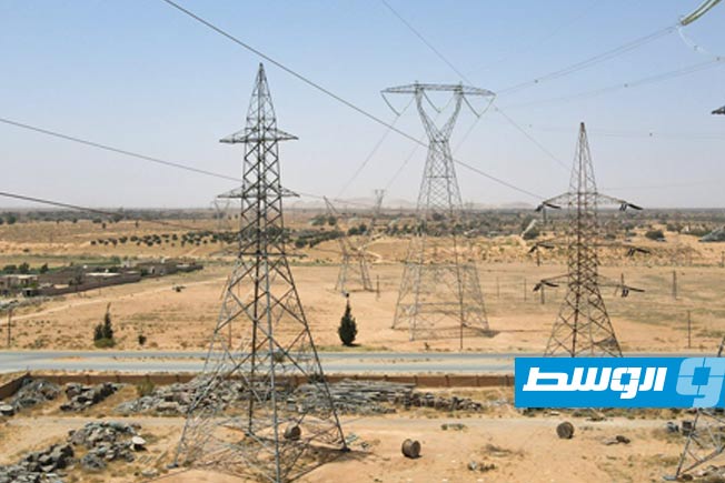 لمسافة 231 كيلو مترًا.. «الكهرباء»: تشغيل الخط الهوائي بين «محطتي أبوعرقوب والرويس»