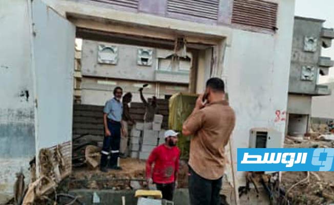 «الكهرباء»: صيانة محطات الجهد المتوسط في درنة