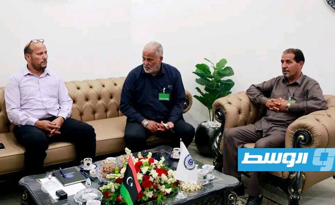 القطراني يبحث ملف الاقتصاد والسجل التجاري العام للدولة