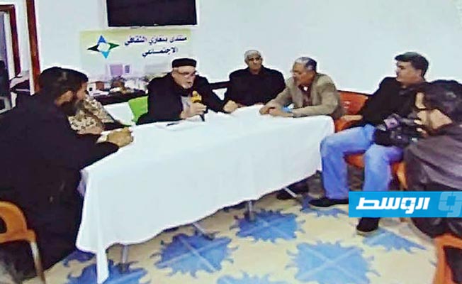 اجتماع لتحضيرية المهرجان الوطني للشعر والفنون التشكيلية