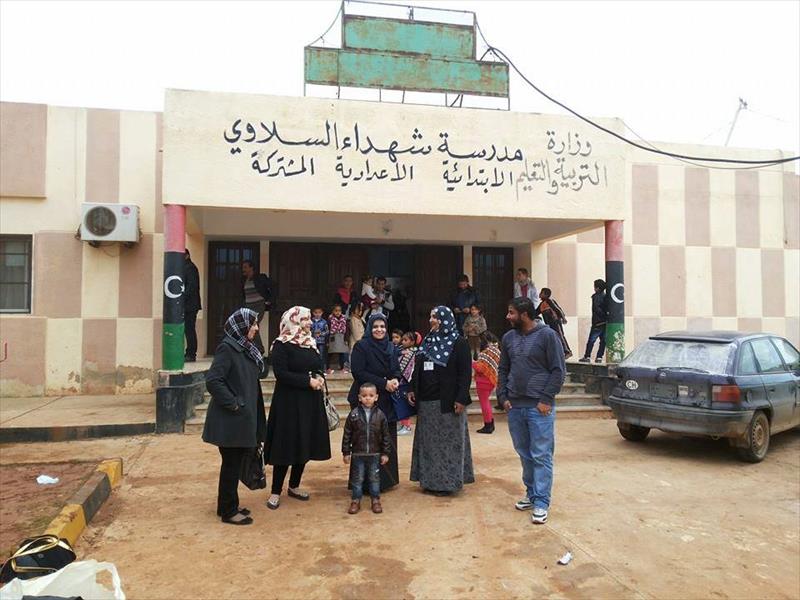 «أمازونات ليبيا» تدعم نازحي «شهداء السلاوي»