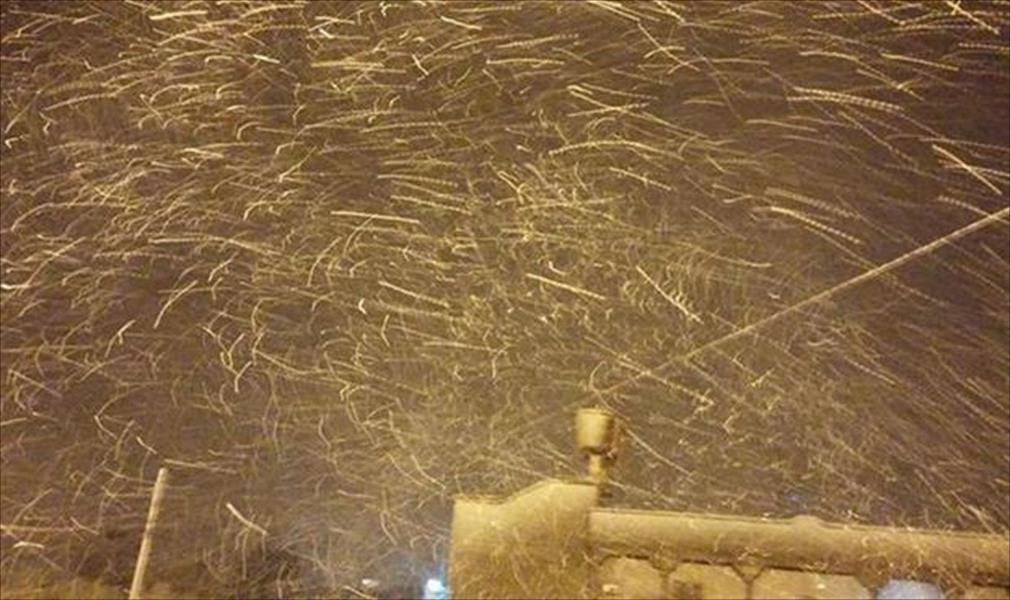مديرية أمن غريان تحذر من صعوبة التنقل بسبب تساقط الثلوج