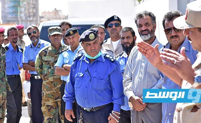 بالصور.. حملة مكثفة على المحال التجارية والأسواق بطبرق